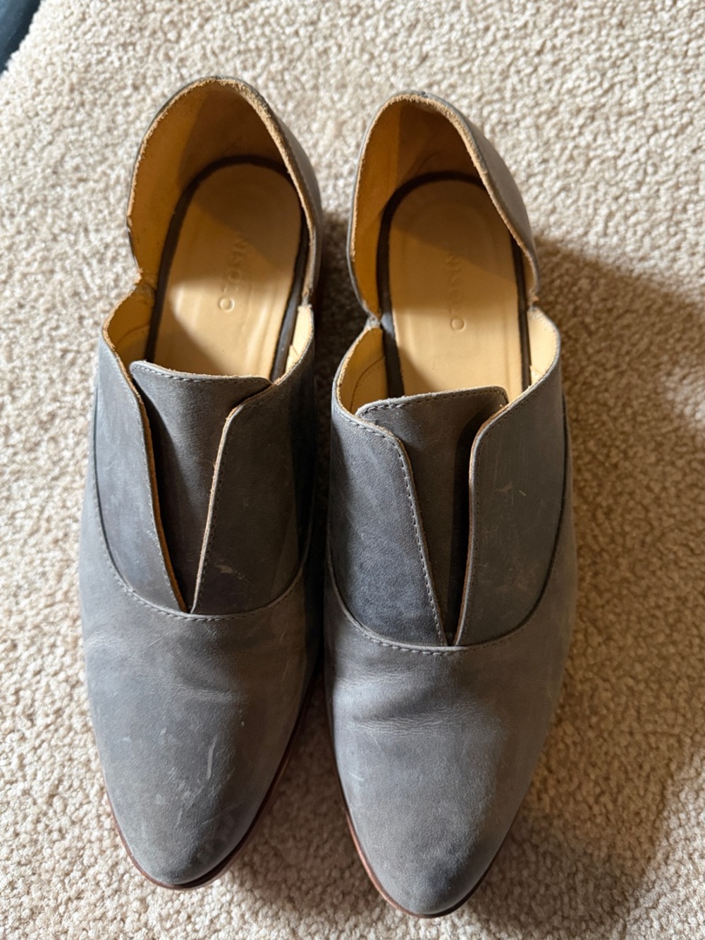 Nisolo Gray Suede Pointed Toe Slip-On Flats Oxfords